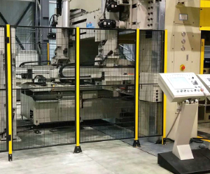 定制粉色网站免费看隔离围栏，粉色网站免费看加工厂如何报价？