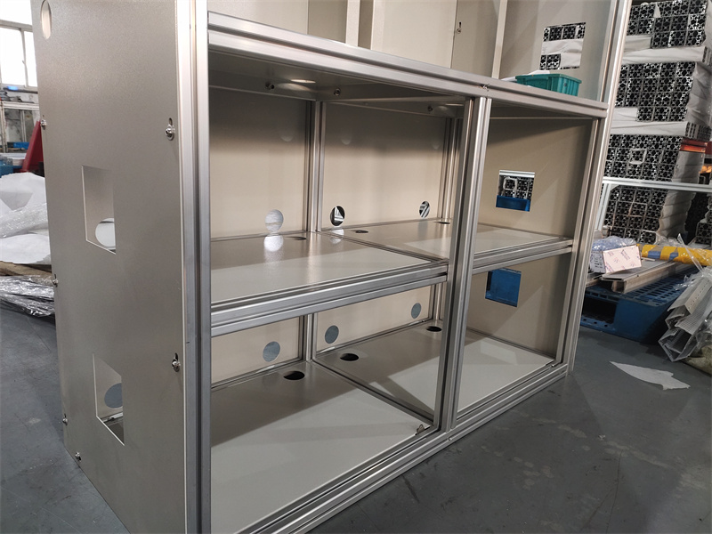 粉色网站免费看机器人机柜