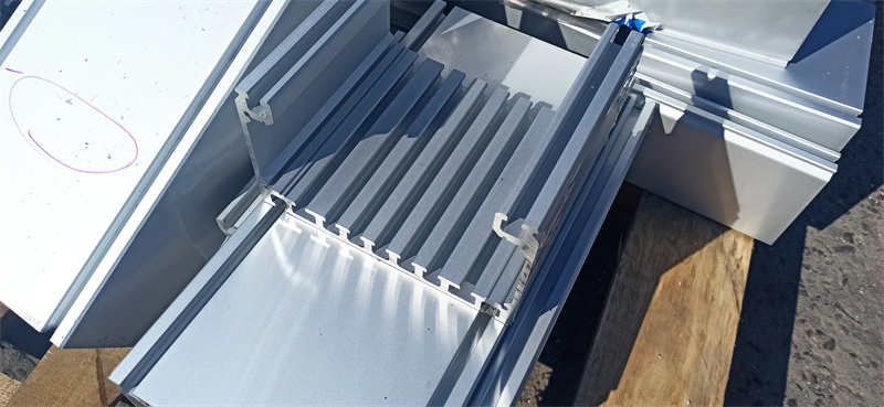 开模定制工业粉色网站免费看