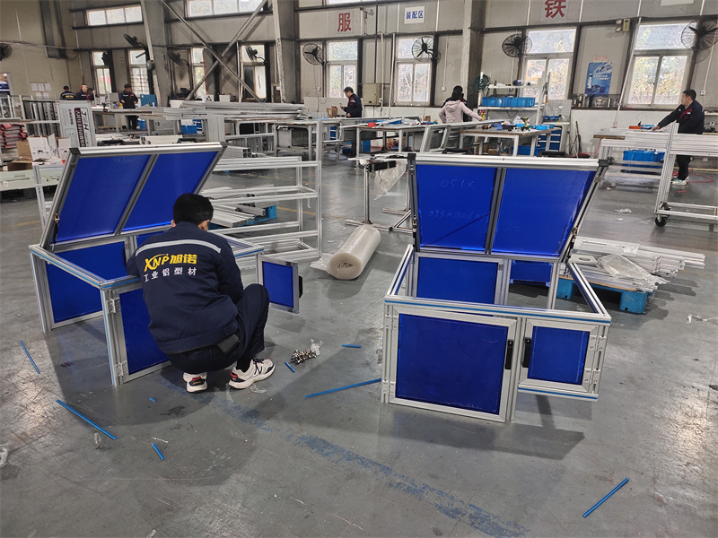 专业粉色网站免费看框架防护罩